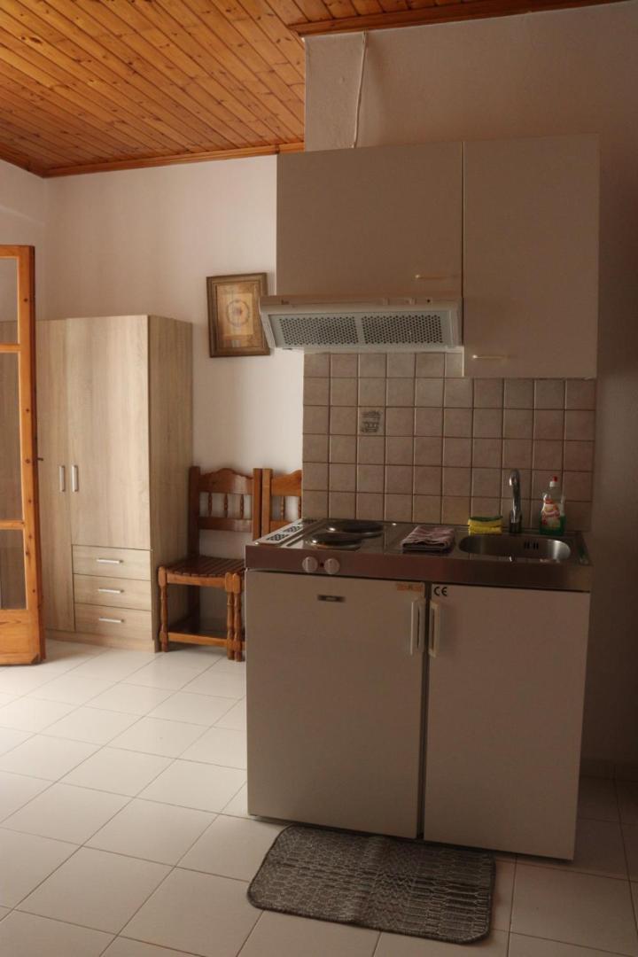 Kondilw Rooms Kalamitsi  Ngoại thất bức ảnh