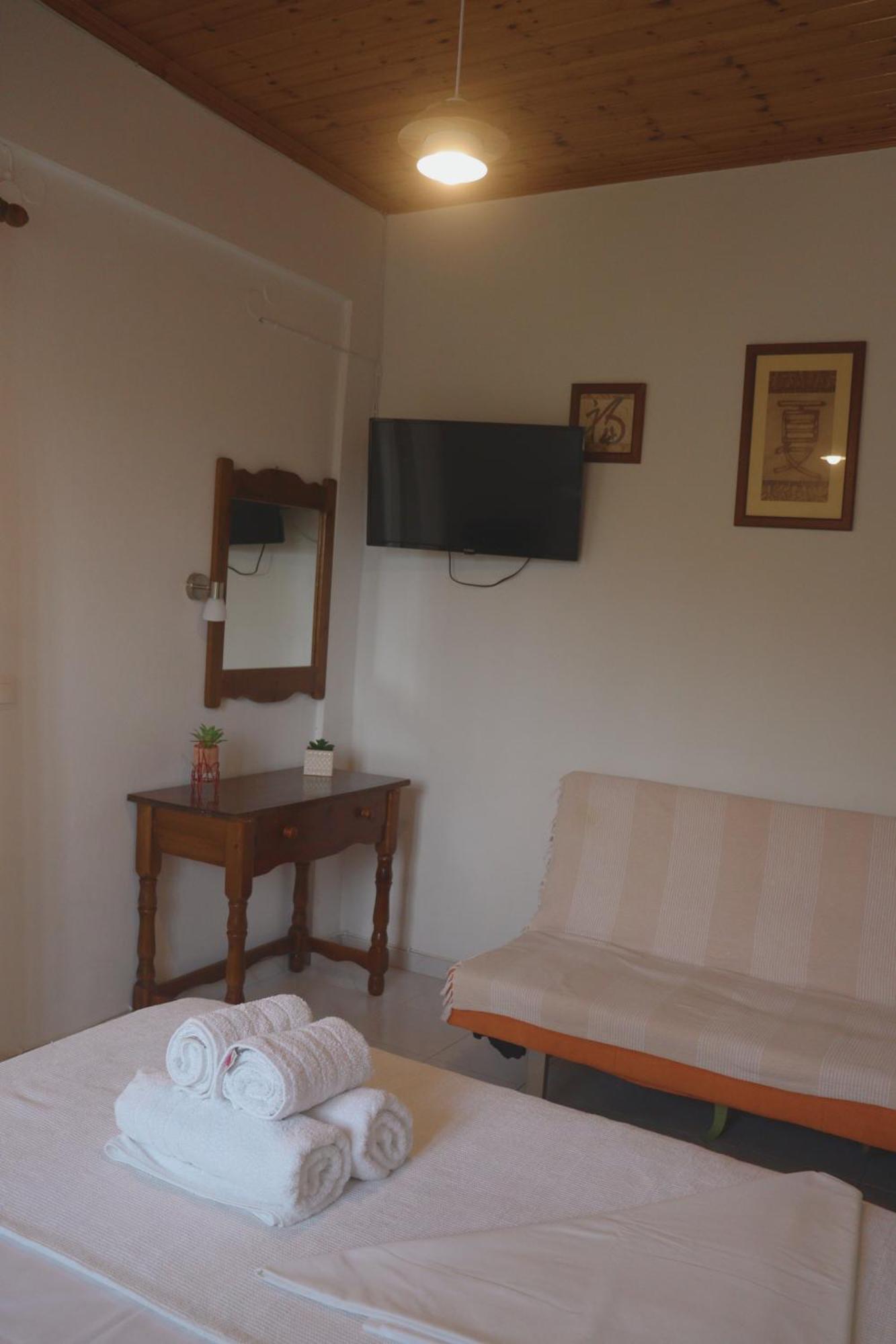 Kondilw Rooms Kalamitsi  Ngoại thất bức ảnh