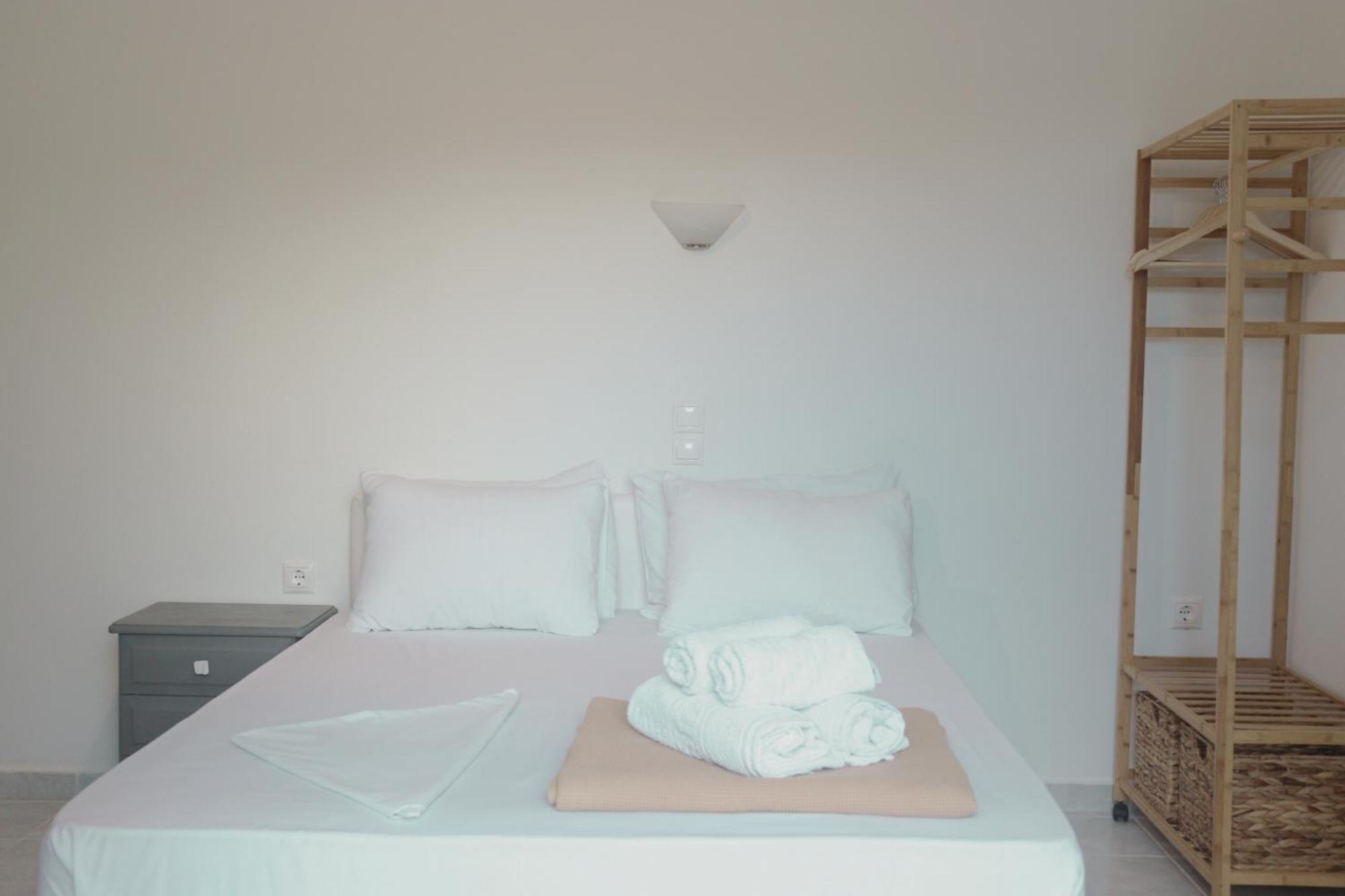 Kondilw Rooms Kalamitsi  Ngoại thất bức ảnh