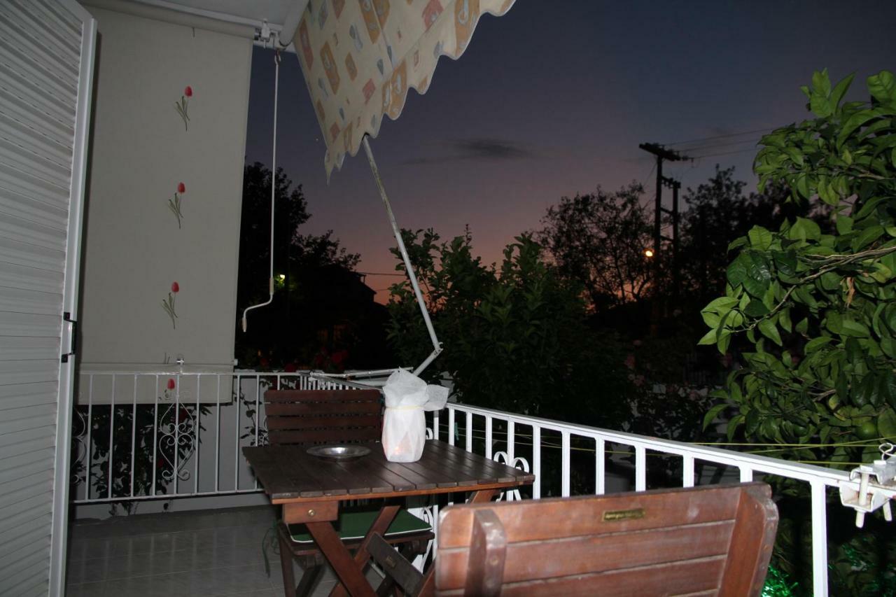 Kondilw Rooms Kalamitsi  Ngoại thất bức ảnh